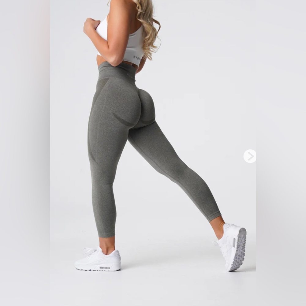 NWT NVGTN Navi Khaki Green Contour Seamless High Rise Leggings Size M